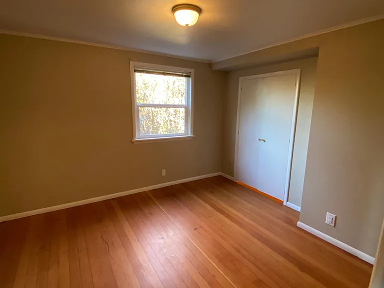 bedroom #1