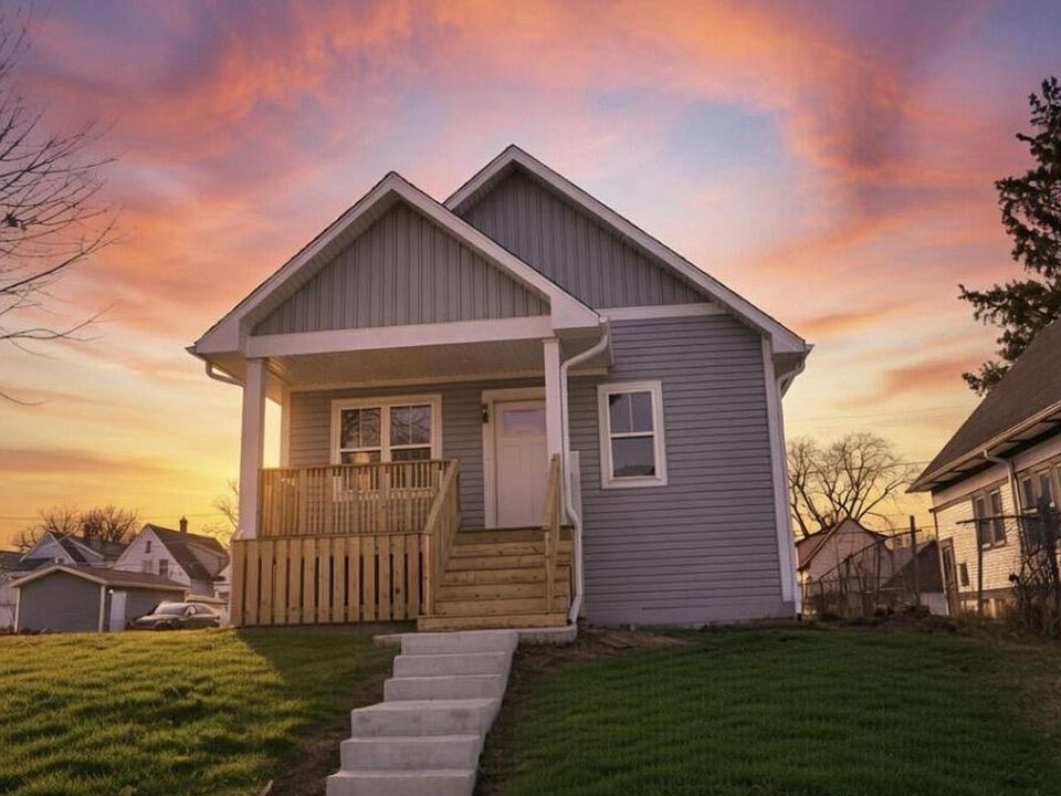 2nd image of 3030 N 24TH STREET