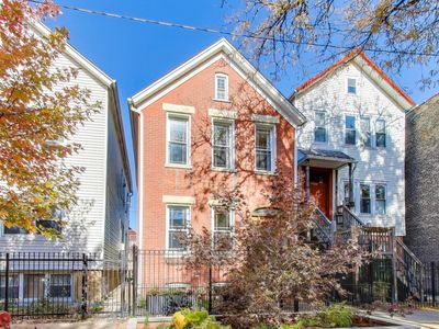 1930 W Huron St, Chicago, IL, 60622