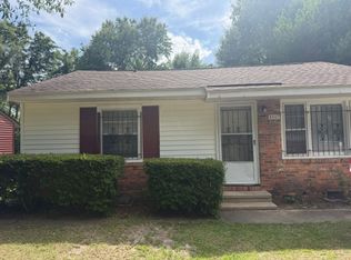 5007 Higgins St, Fayetteville, NC 28303