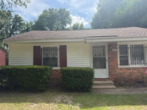 5007 Higgins St, Fayetteville, NC 28303