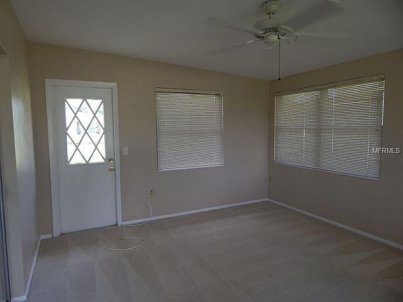 4th image of 2061 Oyster Creek Dr