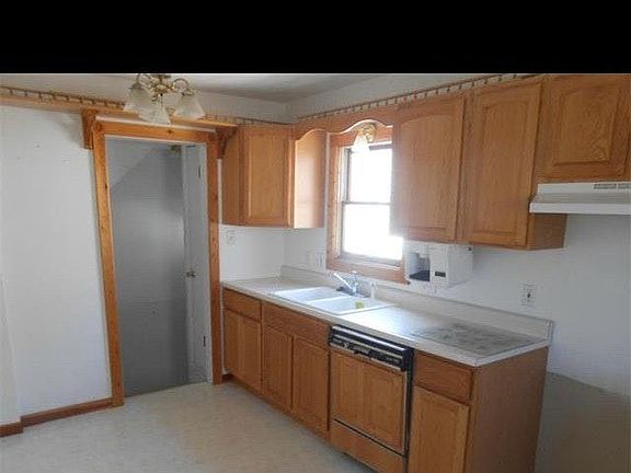 2nd image of 2109 Regina Ave
