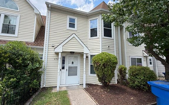 2nd image of 4704 Padma Ct
