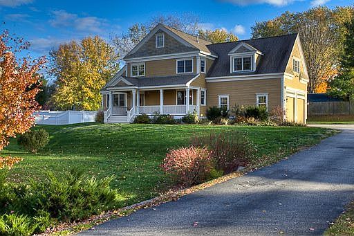 1st image of 2 Henderson Cir