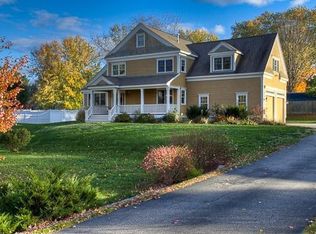 2 Henderson Cir, Newburyport, MA 01950