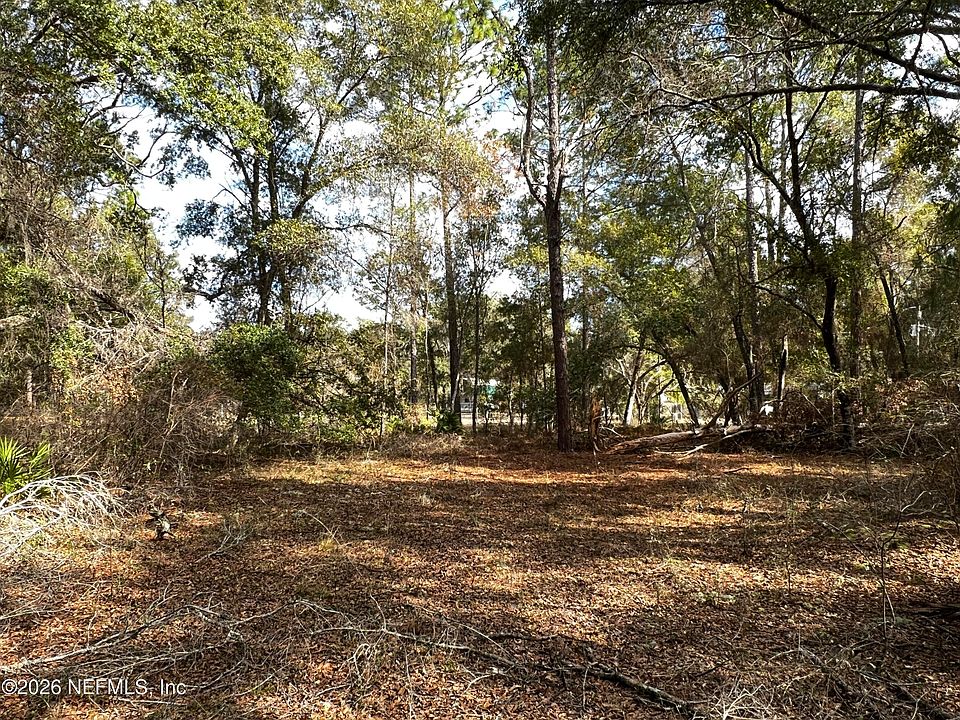 1st image of 141 Woodland Lane