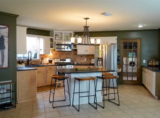 491 32505th Rd, Paris, TX 75460