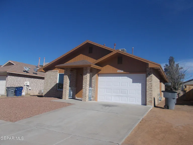 1860 Joan Francis Dr — Photo 32