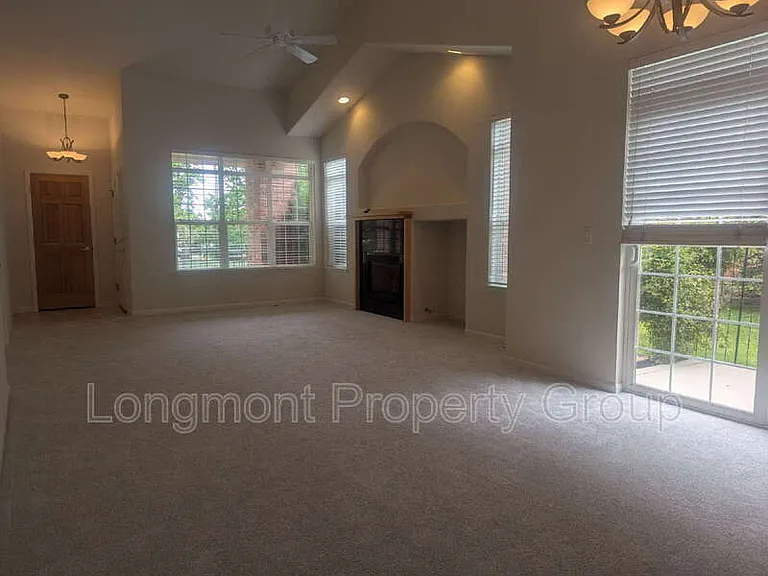1333 Charles Dr #20 — Photo 3