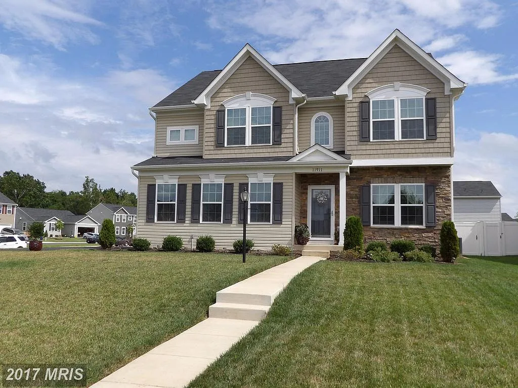 11911 Field Stone Blvd photo 1