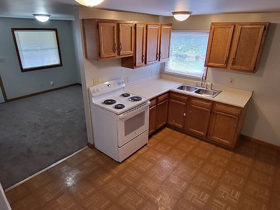 3rd image of 415 Ohio Ave APT 4