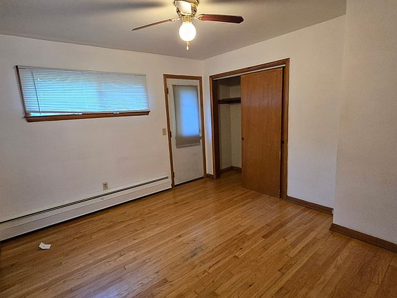 3rd image of 266 Orchard Dr #2