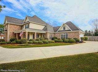 14 Willow Lake Dr, Warner Robins, GA 31093