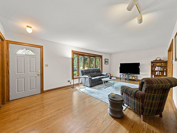 4th image of 7748 Wakefield Dr