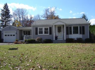 19 Ridge Rd, South Hadley, MA 01075