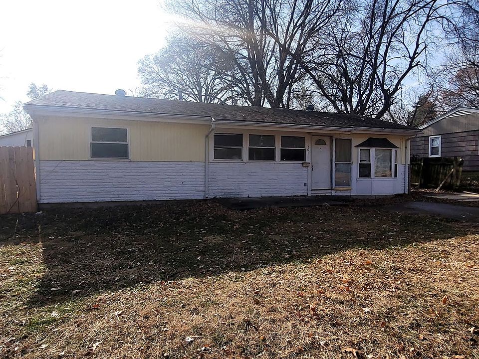 1st image of 901 NE 62nd St