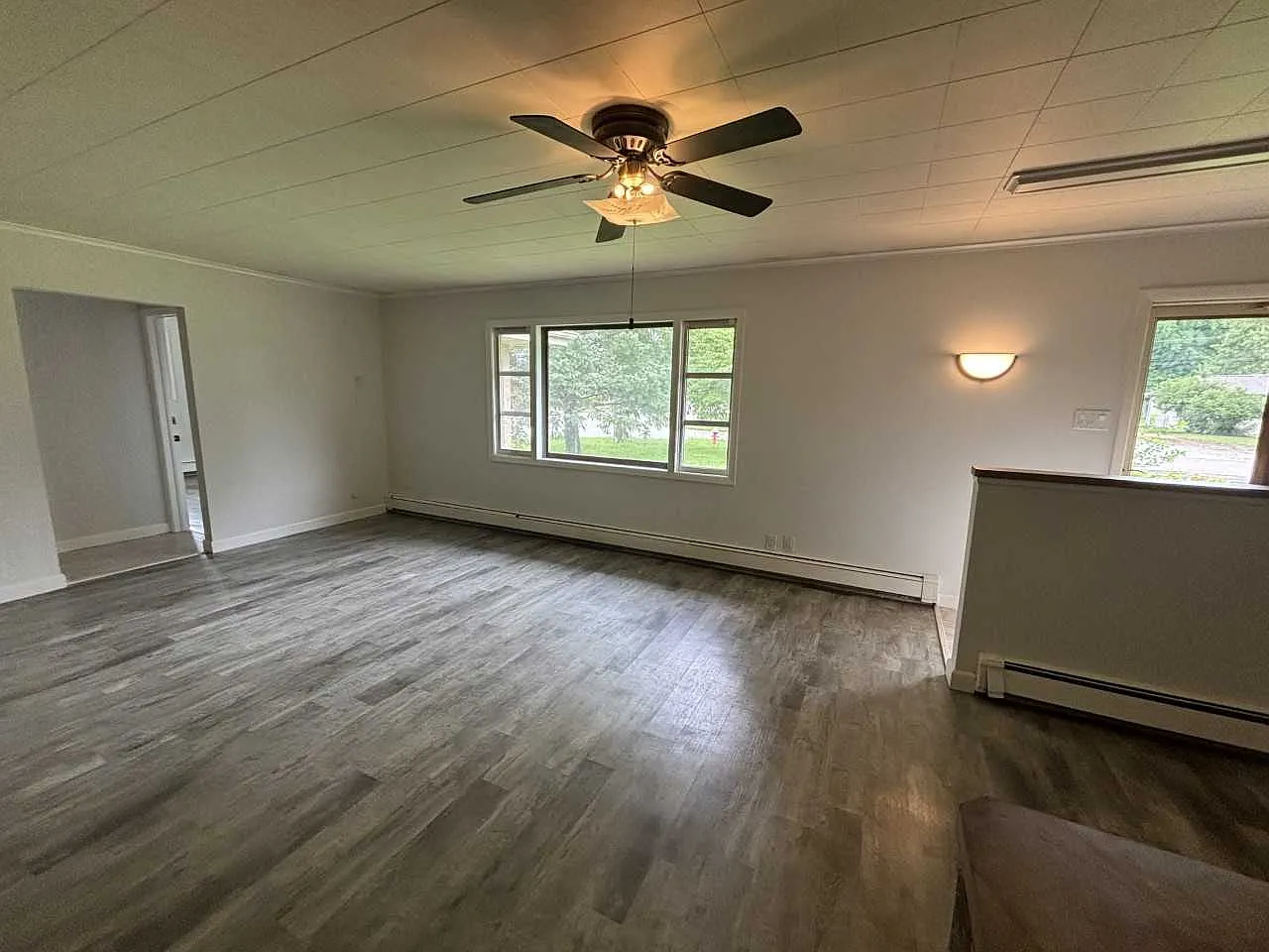 3 bed, 1592 sqft, $2,000 — Photo 3