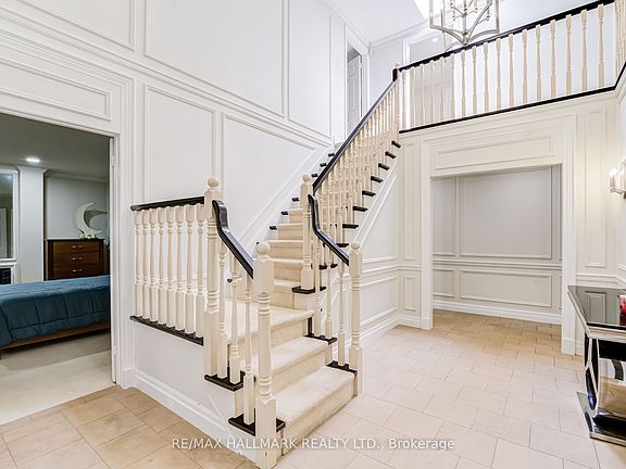 5th image of 75 Arbour Dr