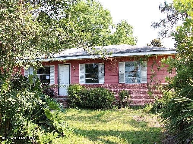 1st image of 207 Shore Dr