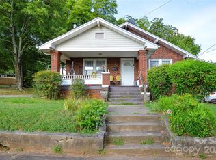 115 N Patterson St, Statesville, NC 28677