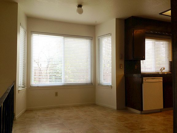 4th image of 9704 Bowie Way