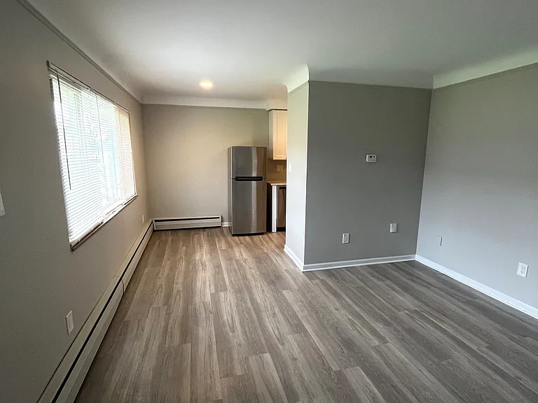 3826 Devon Rd #1 — Photo 2