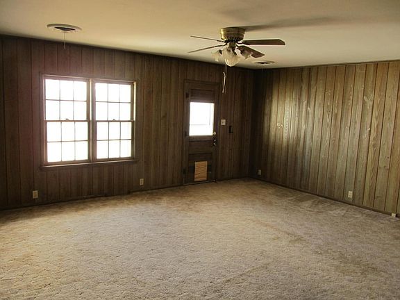 4th image of 418 N Maxwell Ave