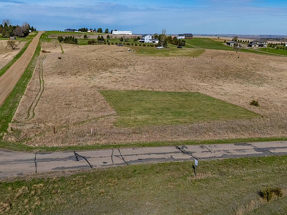 4th image of 4400 Sagebrush Dr