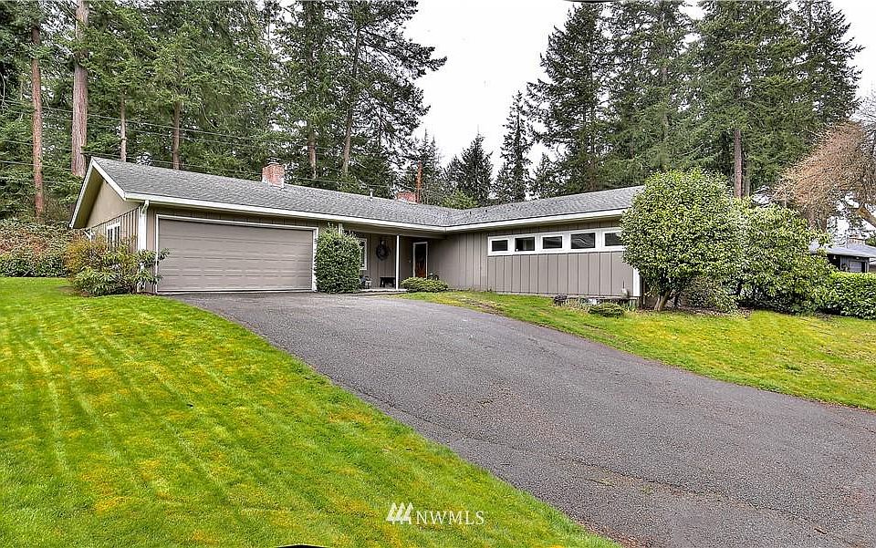1st image of 10702 Sherwood Dr SW