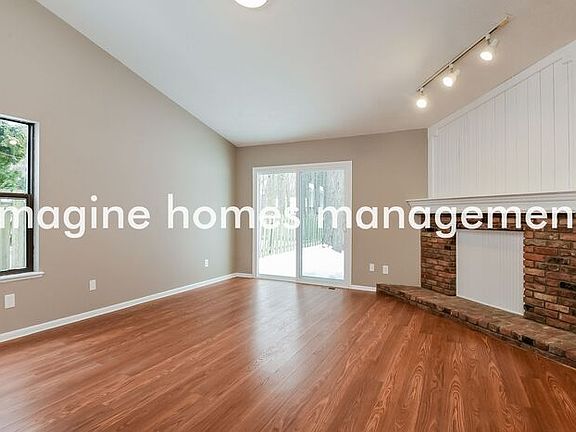 2nd image of 210 Maplelawn Dr