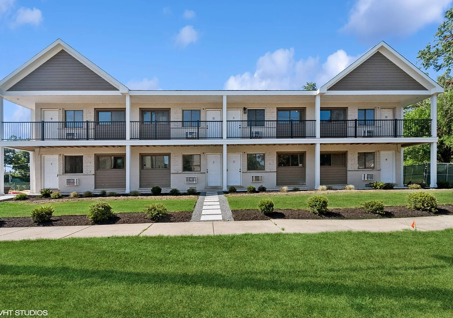 Oak Forest K Apartments — Photo 2