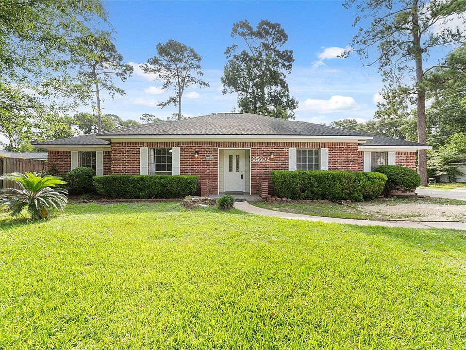 1st image of 25602 Oakhurst Dr