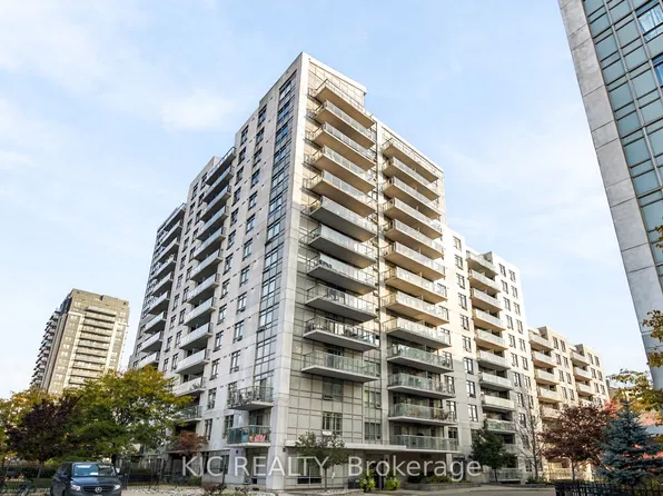 816 Lansdowne Ave #424, Toronto, ON M6H 4K6