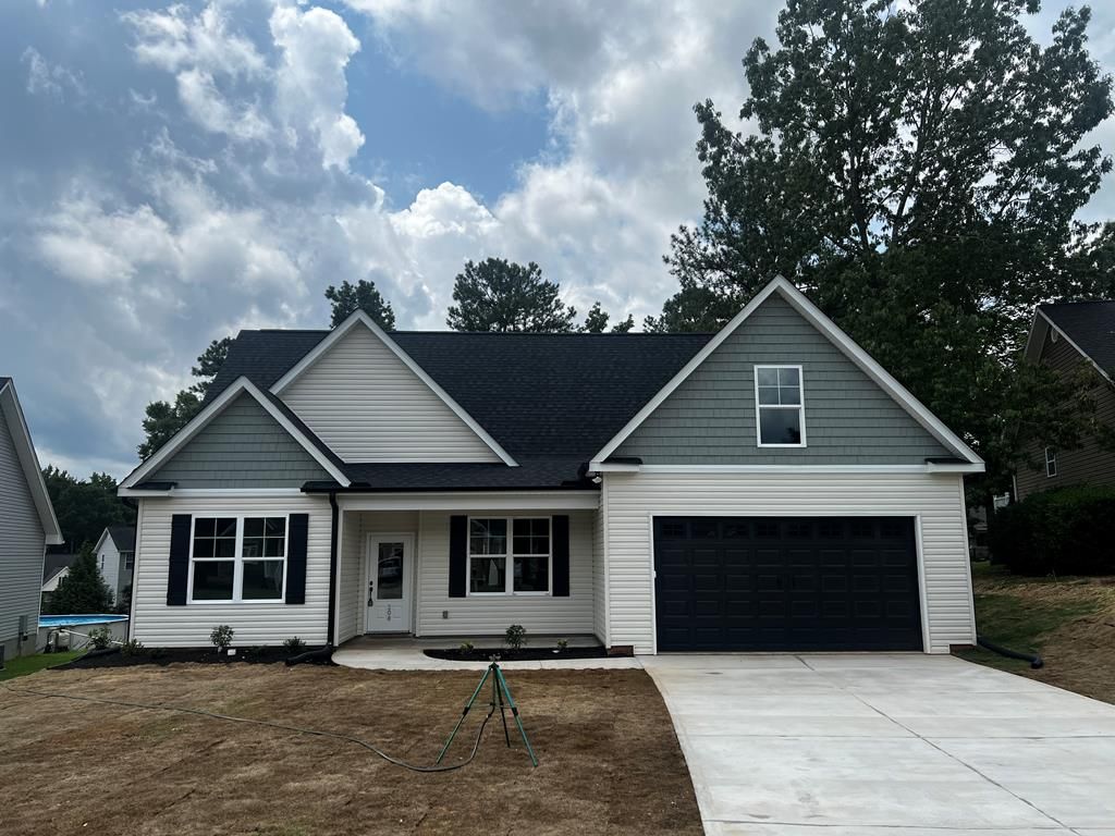 211 Ammonwood Dr, Greenwood, SC, Greenwood