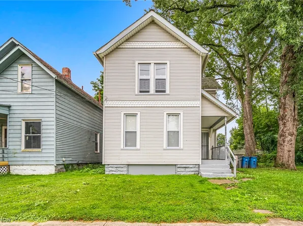 7418 Clement Ave, Cleveland, OH 44105