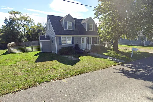 33 Stanhope Rd #1 Photo 1