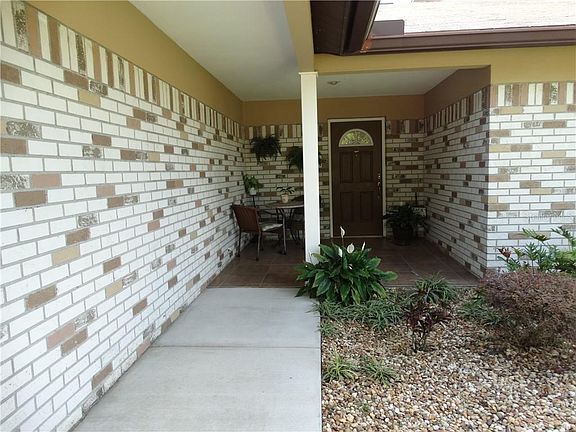 2nd image of 4734 N Dawnmeadow Ct