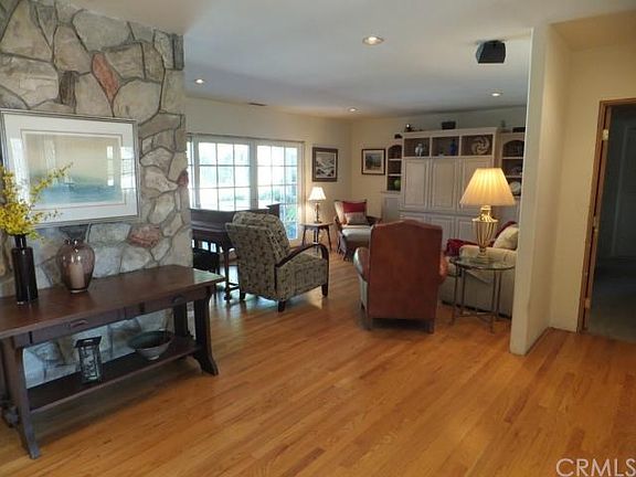 2nd image of 1501 Alto Ln