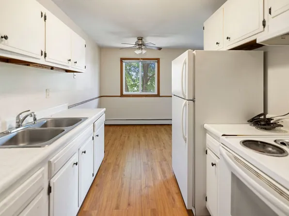 Solace on Lake Minnetonka, 4601 Shoreline Dr #110, Spring Park, MN 55384