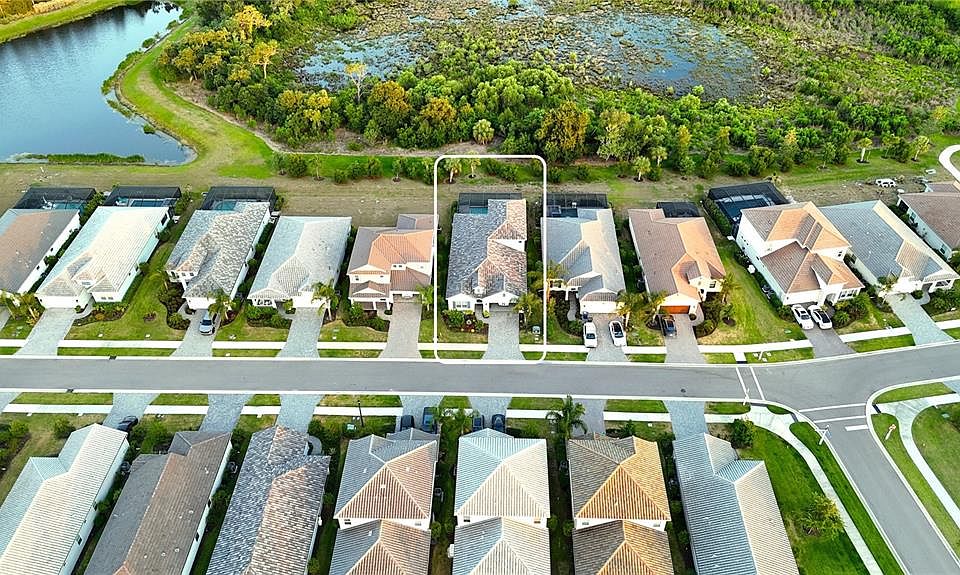 2806 Butterfly Jasmine Trl, Sarasota, FL 34240 | MLS #A4692014