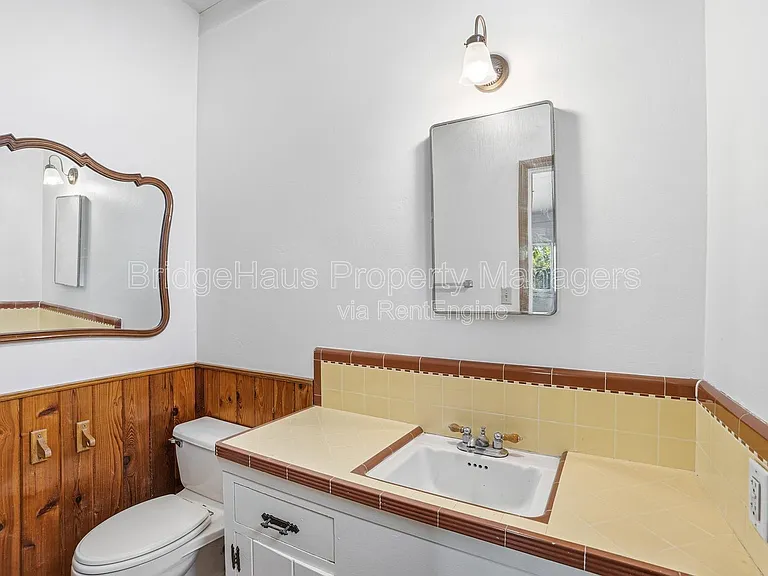7562 Zemco Dr — Photo 35