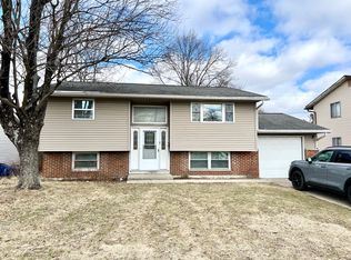 1396 E Dublin Granville Rd, Columbus, OH 43229