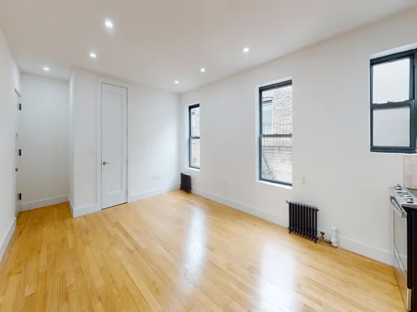 3505 Broadway image 4 of 14