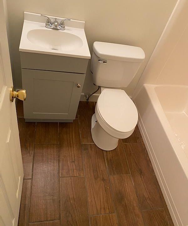 2nd image of 124 Monfredo St #4