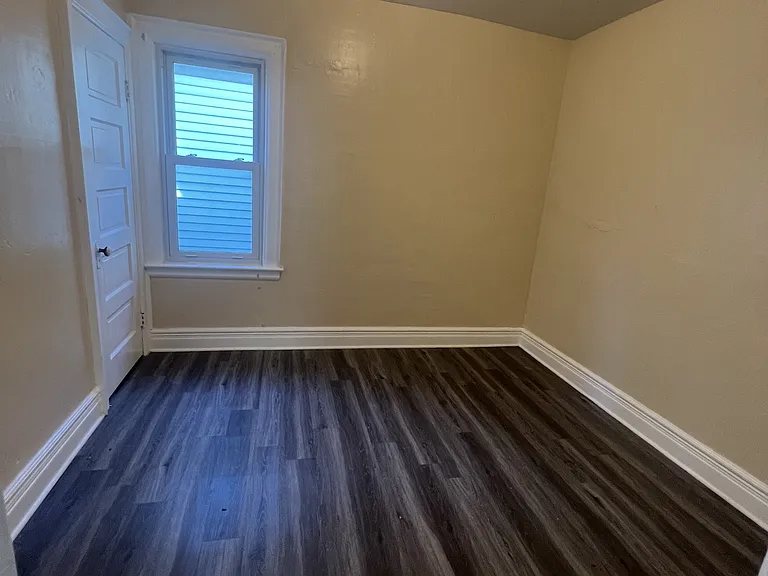 434 Winslow Ave #1 — Photo 2