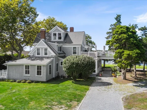 46 Rampasture #3, Hampton Bays, NY 11946
