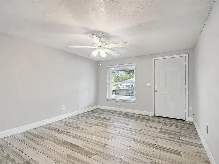 3679 Sugarcreek Dr — Photo 11