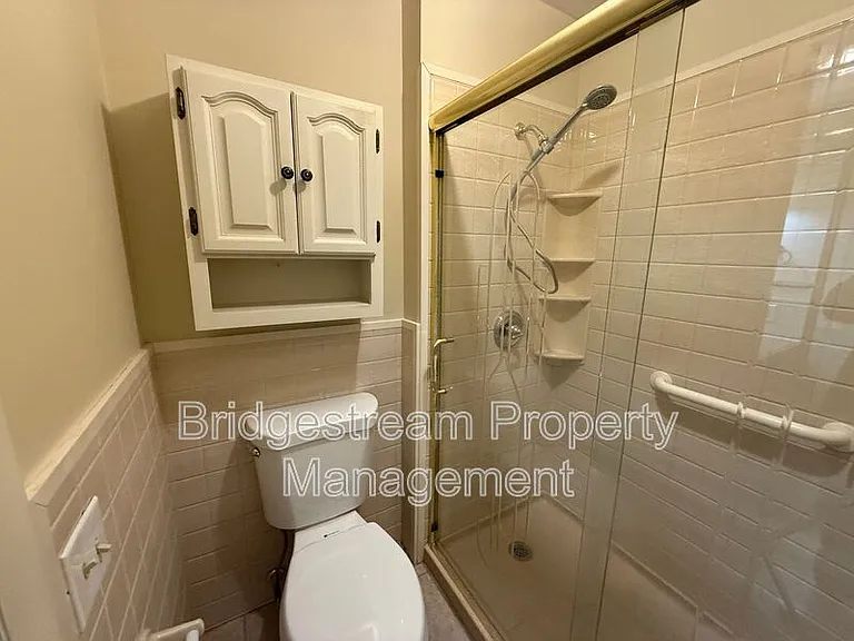 2135 E Rahn Rd — Photo 17