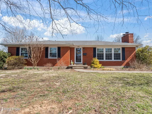 1815 Wesley Ave, Hurstbourne Acres, KY 40220